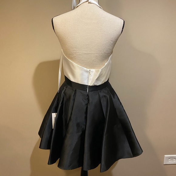 Glamour by Terani Couture Mini Halter Prom Dress - Picture 8 of 13